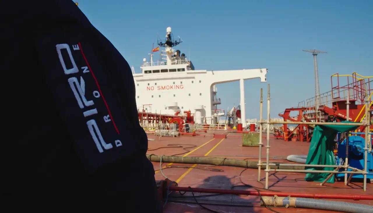 Inspección de una estructura vertical con dron